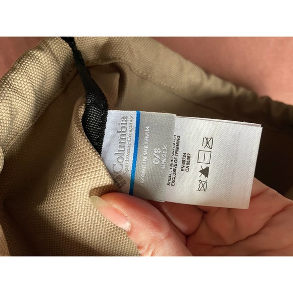 Columbia taupe drawstring backpack NWOT - Picture 4 of 9